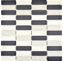 Mosaikfliese mit rechteckigen Steinen in unterschiedlichen Farbtönen