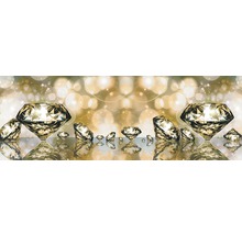 Anordnung von Diamanten auf reflektierender Oberfläche