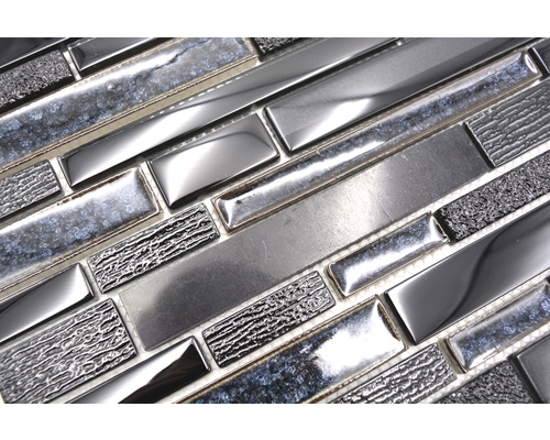 Mosaikfliese aus Glas und Naturstein