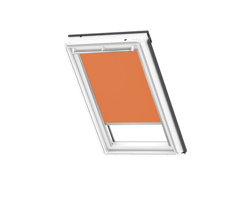 Dachfenster mit Rollo zur Verdunkelung