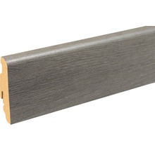 Fußleiste mit Holzstruktur