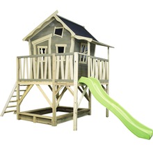 Spielhaus aus Holz mit Rutsche und Sandkasten