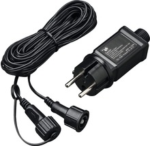 Transformator mit Kabel und Stecker für Beleuchtungssysteme