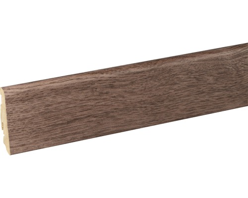 Fußleiste mit Holzdekor