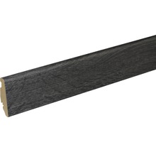 Fußleiste mit Holzstruktur