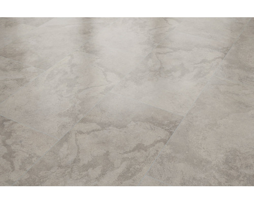 Verlegtes Vinyl mit Steinoptik für den Innenbereich