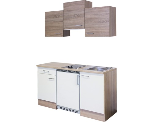 Komplette Pantryküche mit Spüle, Kochfeld, Kühlschrank und Hängeschränken