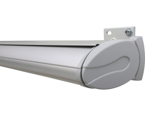 Detailansicht einer Gelenkarmmarkise mit Kassette und Wandhalterung