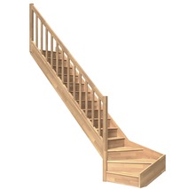 Holztreppe mit Geländer