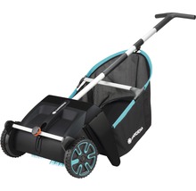 Gardena Kehrmaschine zur Reinigung von Gartenabfällen und Laub