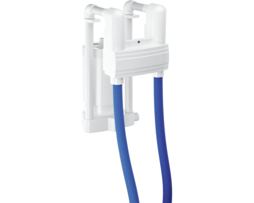 Hebeanlage mit blauen Schläuchen für den Sanitärbereich