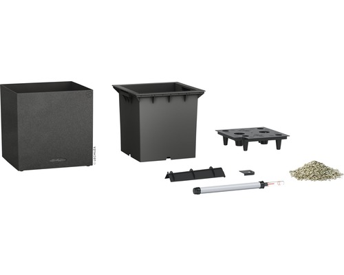 Blumenkasten mit Bewässerungssystem und Zubehör