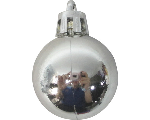 Silberne Christbaumkugel zur Dekoration