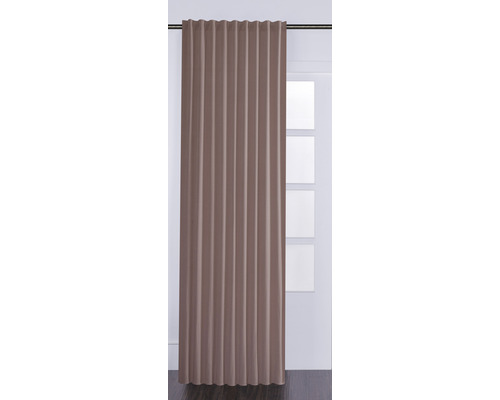 Blickdichter Vorhang mit Faltenaufhängung vor einem Fenster