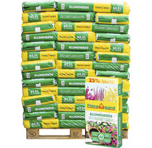 Palette mit Blumenerde Säcken der Marke Flora Gard, je 62,5 Liter