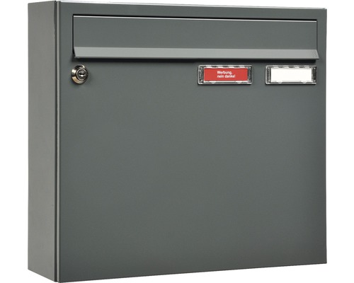 Grauer Briefkasten mit Einwurfklappe und Schloss