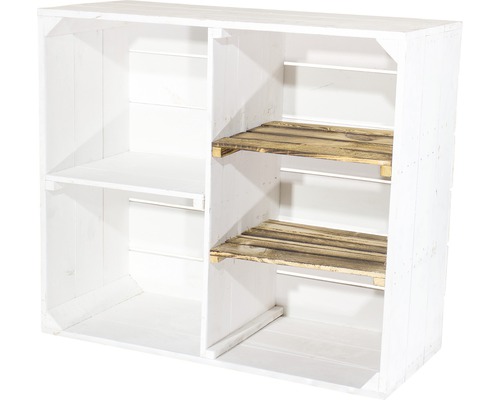 Weißes Holzregal mit Fächern und Regalböden