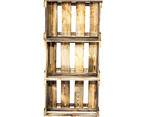 Drei gestapelte Regalkisten aus Holz