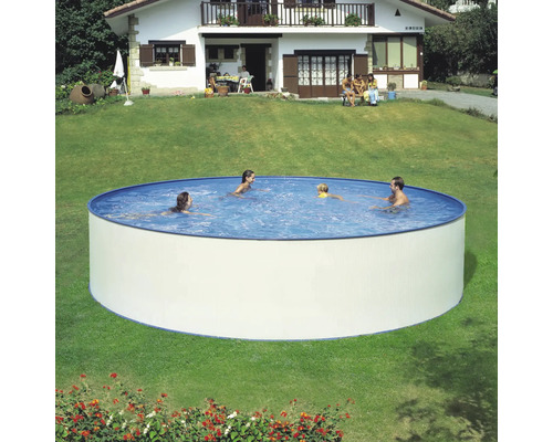 Rundes Schwimmbecken mit Familie im Garten.