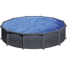Achtförmiger Aufstellpool mit Wasser