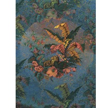 Dekoratives Tapetenmuster mit floralen Motiven und Pflanzen