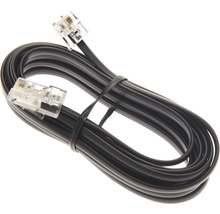 Schwarzes Telefonkabel mit transparenten Steckern
