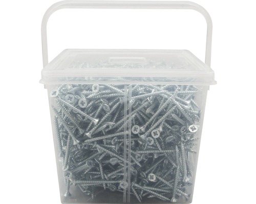 Schrauben in einer transparenten Aufbewahrungsbox mit Tragegriff