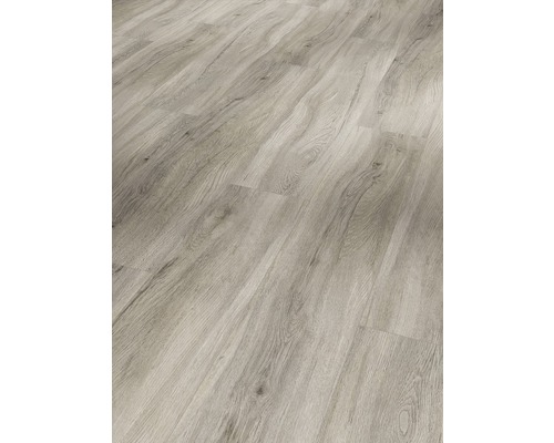 Nahaufnahme eines hellen Laminatbodens mit Holzoptik