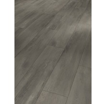 Verlegtes Laminat mit Holzoptik