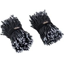 Zwei gebündelte Twinkly Lichterketten