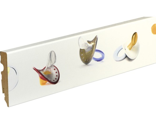 Fußleiste mit Schnuller Motiv