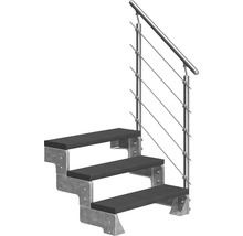 Treppe mit Metallstruktur und Geländer mit Stahlseilen
