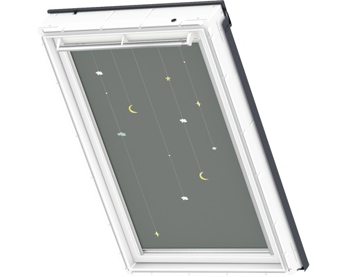 Dachfenster mit Verdunkelungsrollo mit Sternen, Monden und Wolken