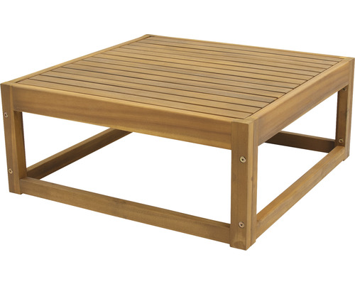 Quadratischer Holztisch für den Außenbereich