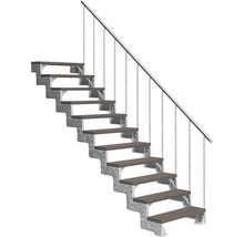 Treppe mit Metallrahmen und Holzstufen