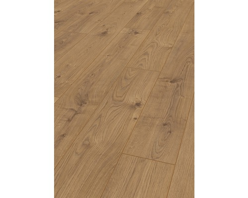 Verlegtes Laminat mit Holzoptik