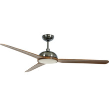 Deckenventilator mit drei Flügeln