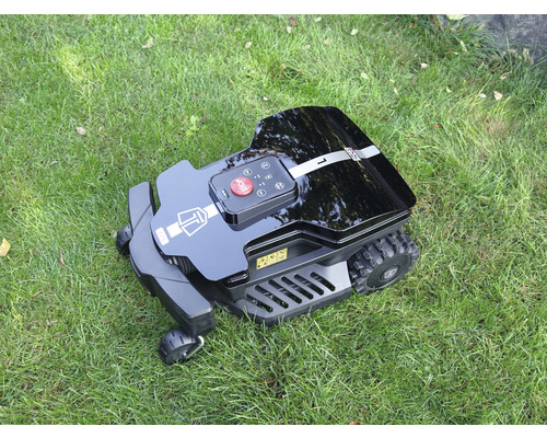 Rasenmähroboter auf Rasen