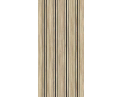 Holzpaneele mit vertikalen Lamellen für Wand- und Deckengestaltung