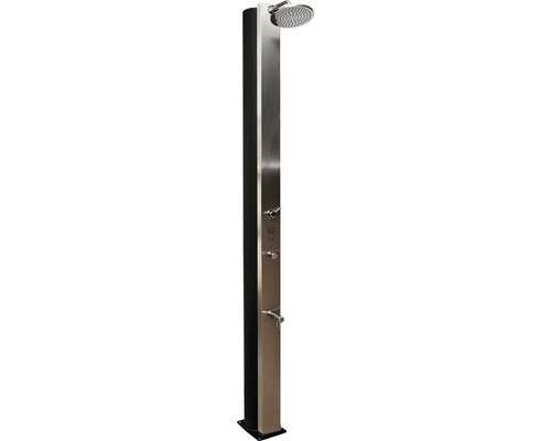 Gartendusche aus Metall mit Kopfbrause und Armaturen