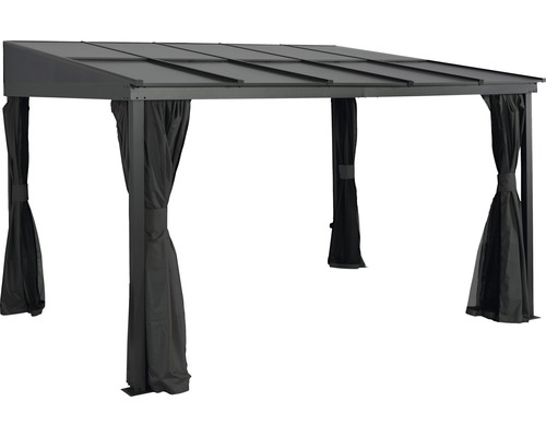 Pavillon mit Dach und Vorhängen