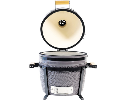 Keramikgrill mit geöffnetem Deckel