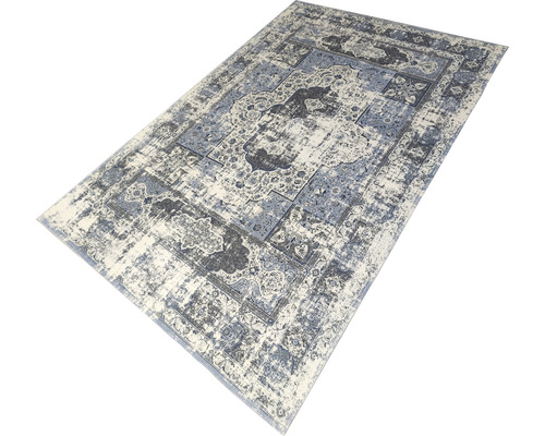 Teppich mit orientalischem Muster