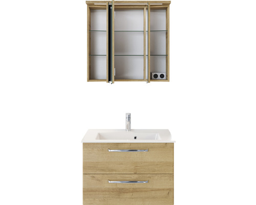 Waschtischkombination mit Spiegelschrank im Badezimmer