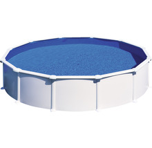 Aufstellpool mit Stahlwand und Wasser