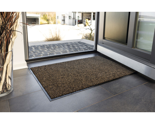 Fußmatte im Eingangsbereich eines Hauses