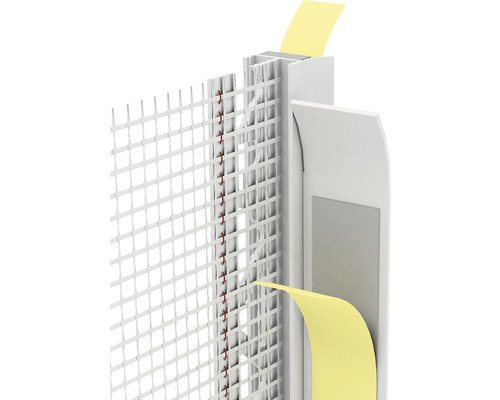 Detailansicht eines Fassadenprofils mit Armierungsgewebe und Klebeband