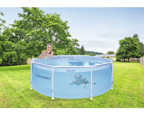 Marimex Frame Pool im Garten mit Frau und Kind