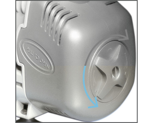 Detailansicht eines Wasserpumpengehäuses mit Öffnungsmechanismus und Pfeilmarkierungen