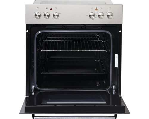 Backofen mit geöffneter Tür und mehreren Regalebenen.